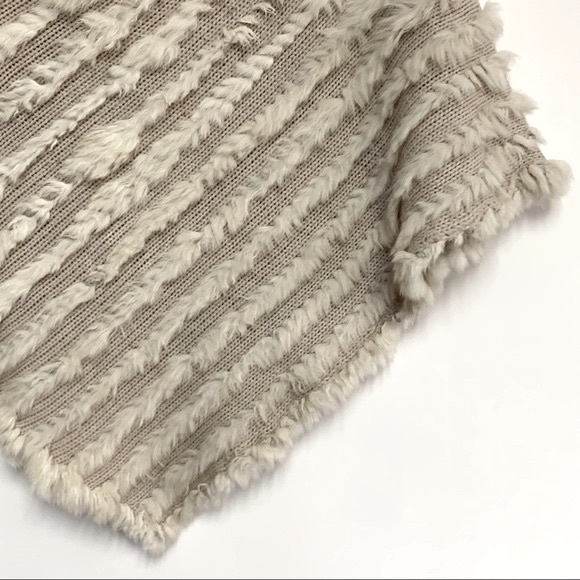 Rabbit Fur Cape Shawl Poncho Knit One Size - Picture 4 of 7